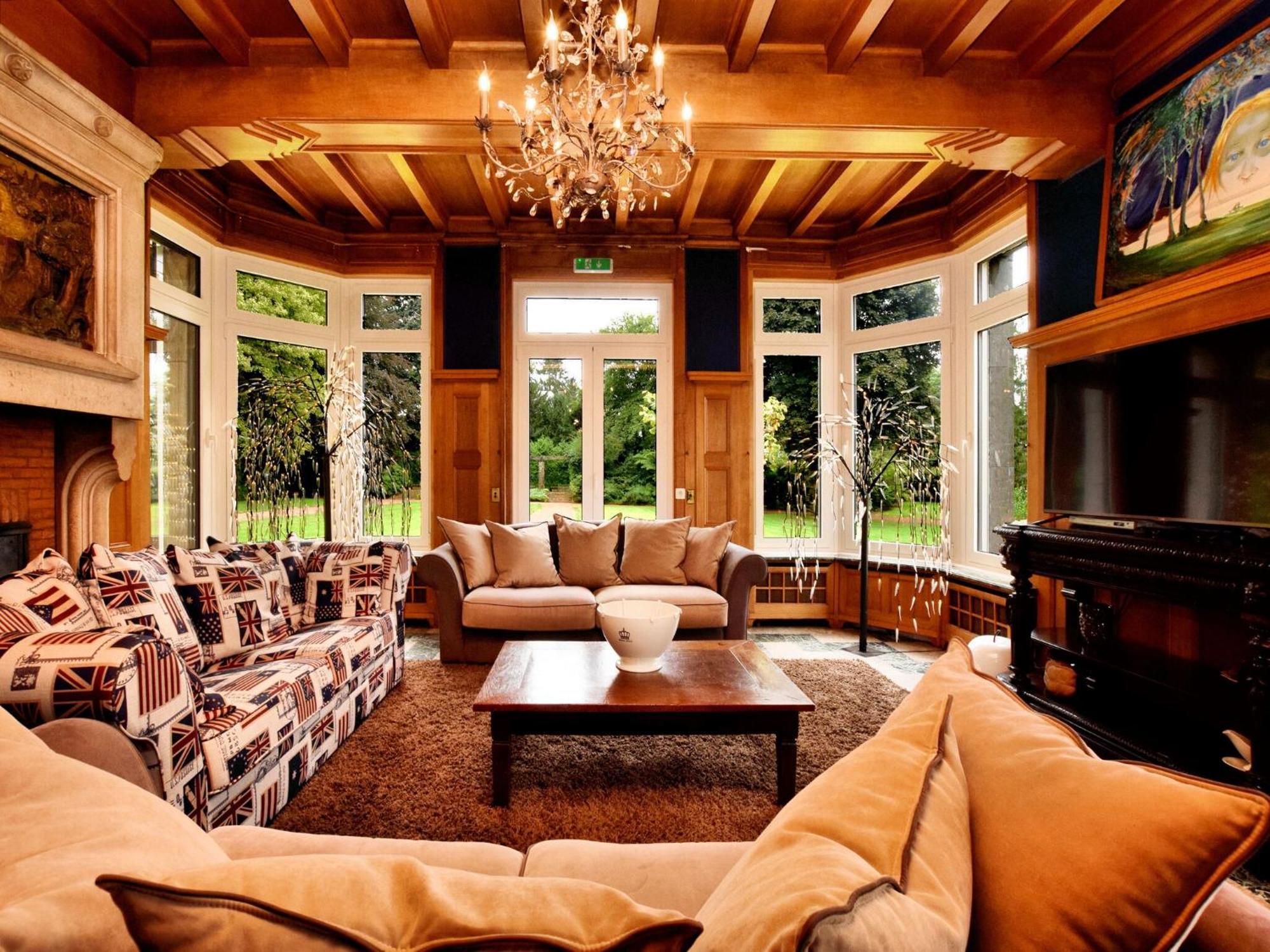 Luxurious Castle With Hot Tub In The Belgian Villa Jamoigne Bagian luar foto